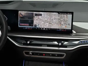 2025 BMW X7 с пробегом 11 819 км