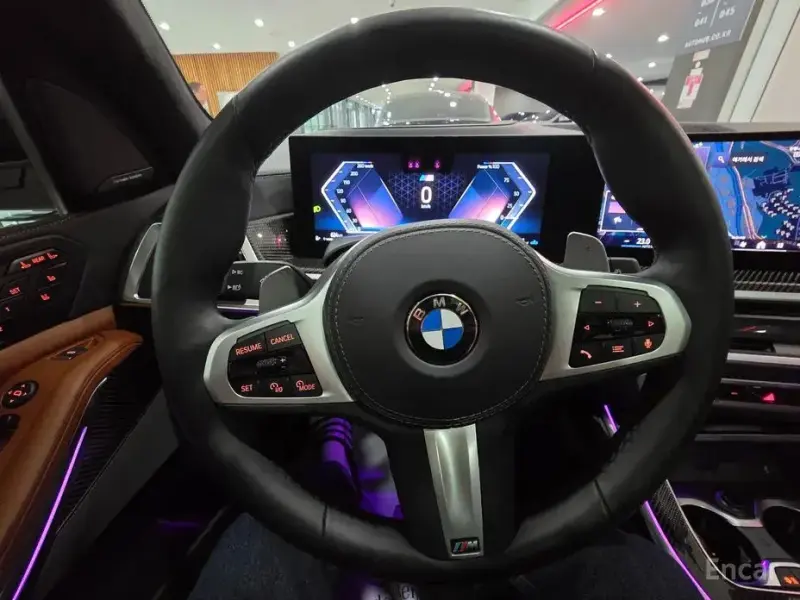 2025 BMW X7 с пробегом 23 476 км