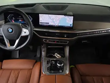 2024 BMW X7 с пробегом 19 655 км