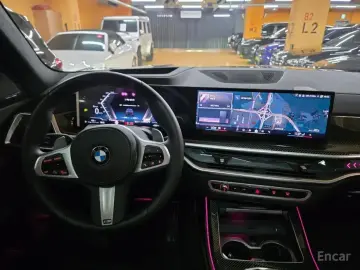 2025 BMW X7 с пробегом 6 686 км