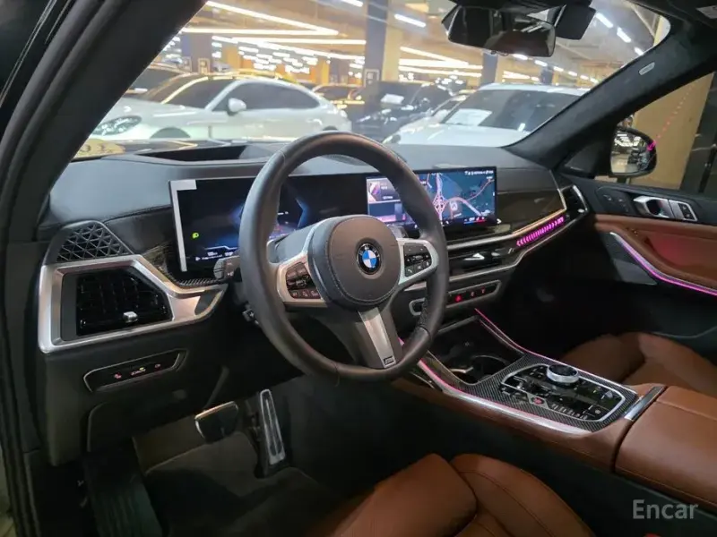 2025 BMW X7 с пробегом 6 686 км