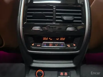 2025 BMW X7 с пробегом 6 686 км