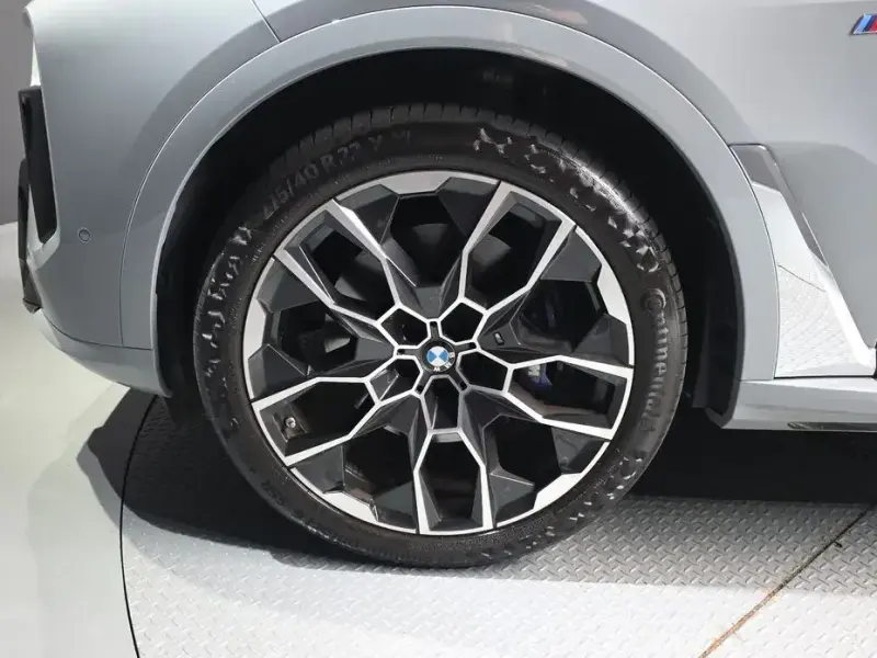 2024 BMW X7 с пробегом 29 904 км