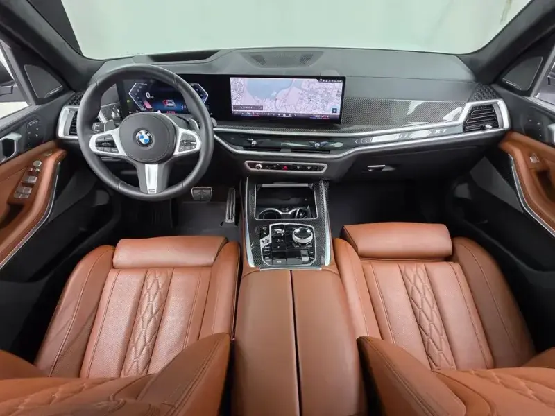 2025 BMW X7 с пробегом 30 216 км