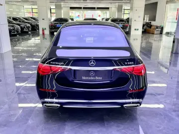 2024 Mercedes-Benz Maybach S-Класс с пробегом 9 000 км