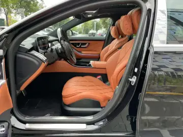 2024 Mercedes-Benz Maybach S-Класс с пробегом 9 000 км