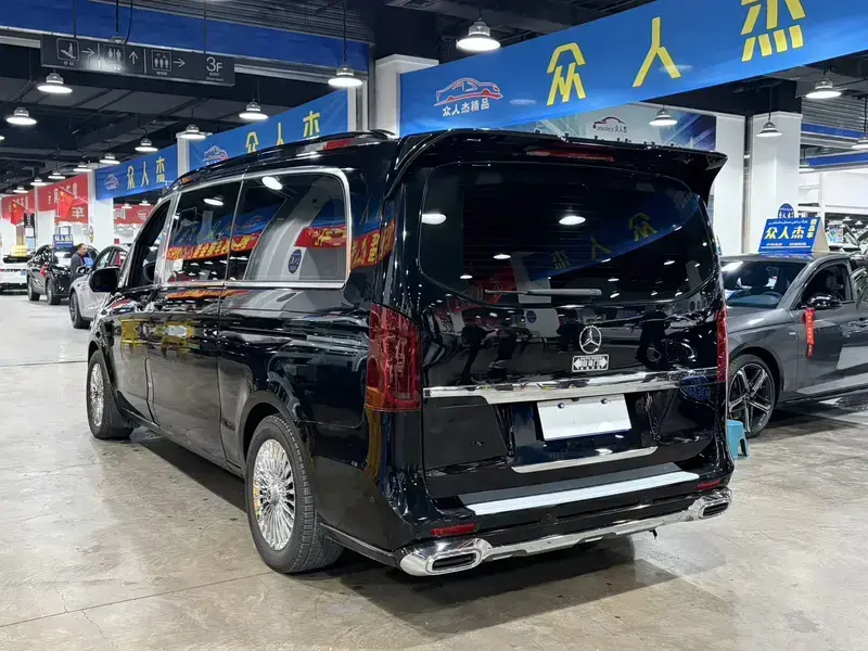 2023 Mercedes-Benz Vito с пробегом 30 000 км
