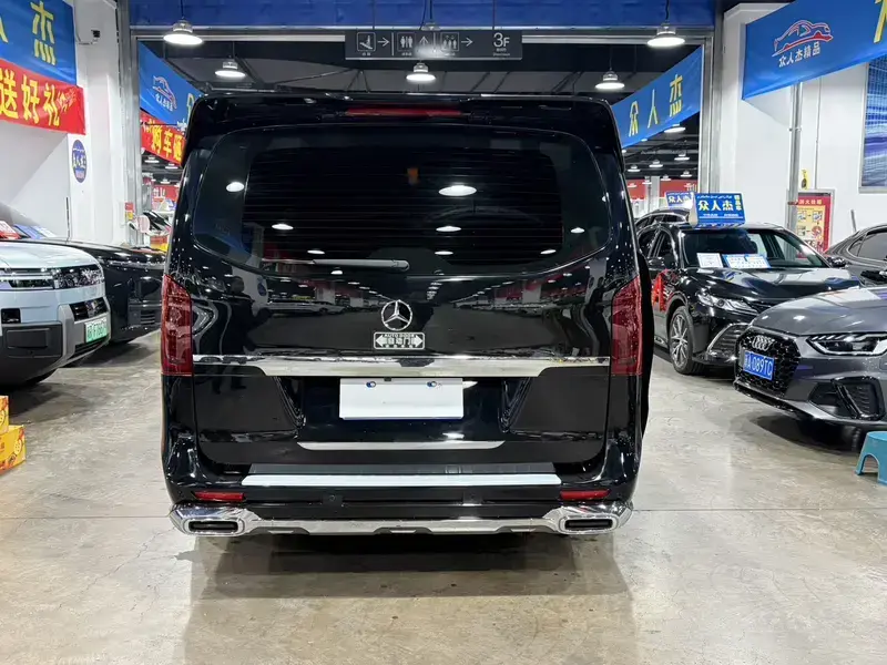 2023 Mercedes-Benz Vito с пробегом 30 000 км