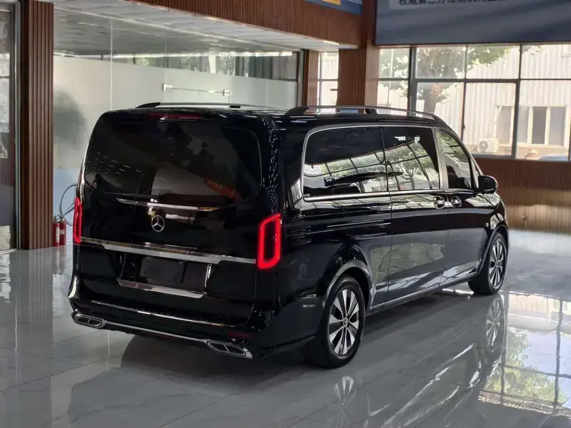 2023 Mercedes-Benz Vito с пробегом 30 000 км