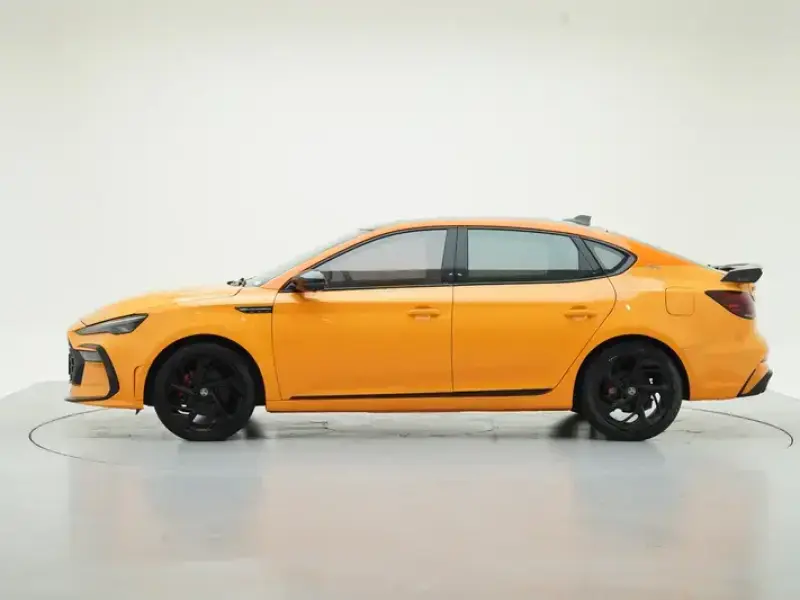 2021 MG 6 с пробегом 39 800 км