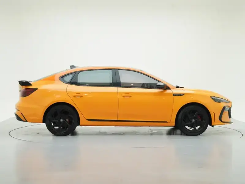 2021 MG 6 с пробегом 39 800 км