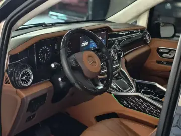 2023 Mercedes-Benz Vito с пробегом 30 000 км