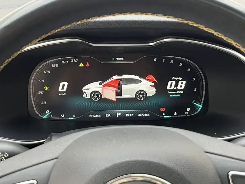 2021 MG 6 с пробегом 39 800 км