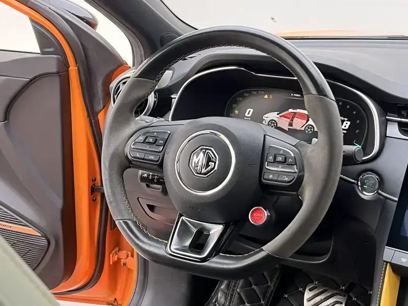 2021 MG 6 с пробегом 39 800 км