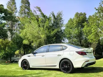 2021 MG 6 с пробегом 14 000 км