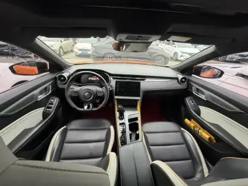 2021 MG 6 с пробегом 45 000 км