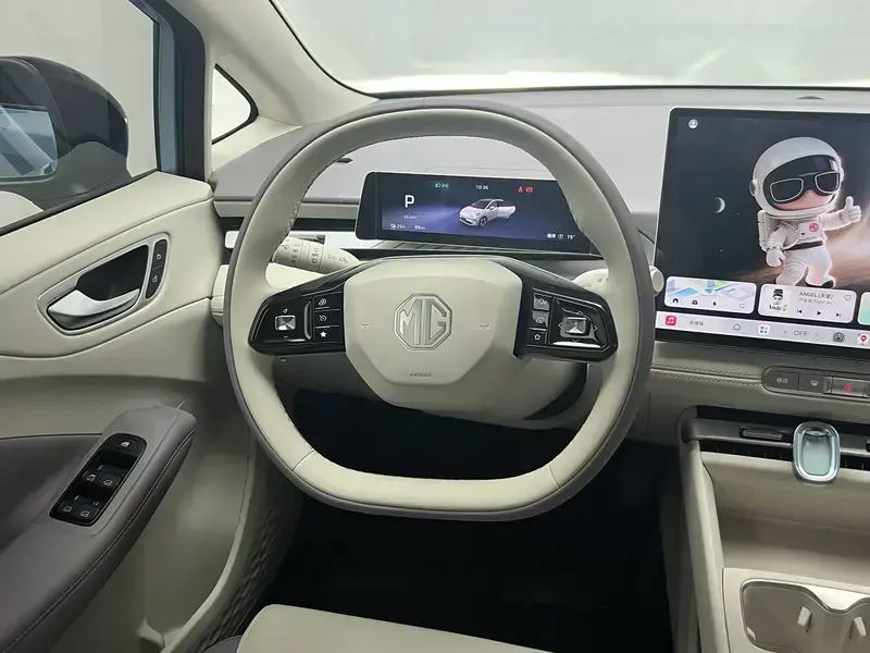2026 MG 4 EV с пробегом 11 700 км