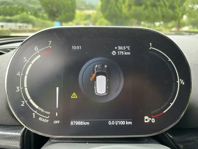 2022 Mini Clubman с пробегом 88 000 км