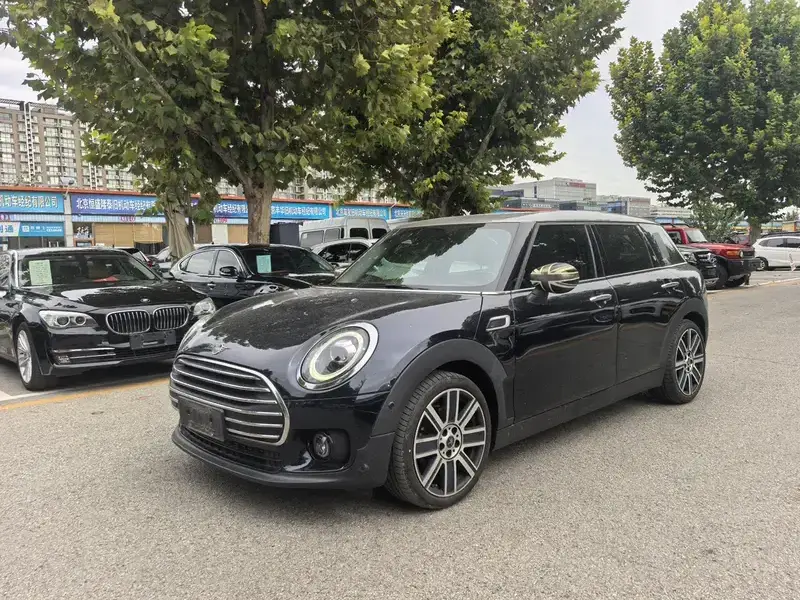2019 Mini Clubman с пробегом 18 000 км