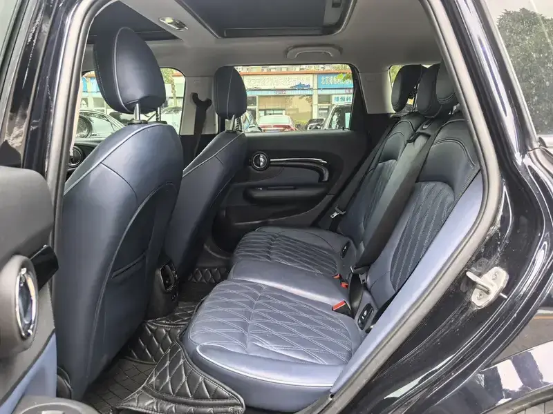 2019 Mini Clubman с пробегом 18 000 км