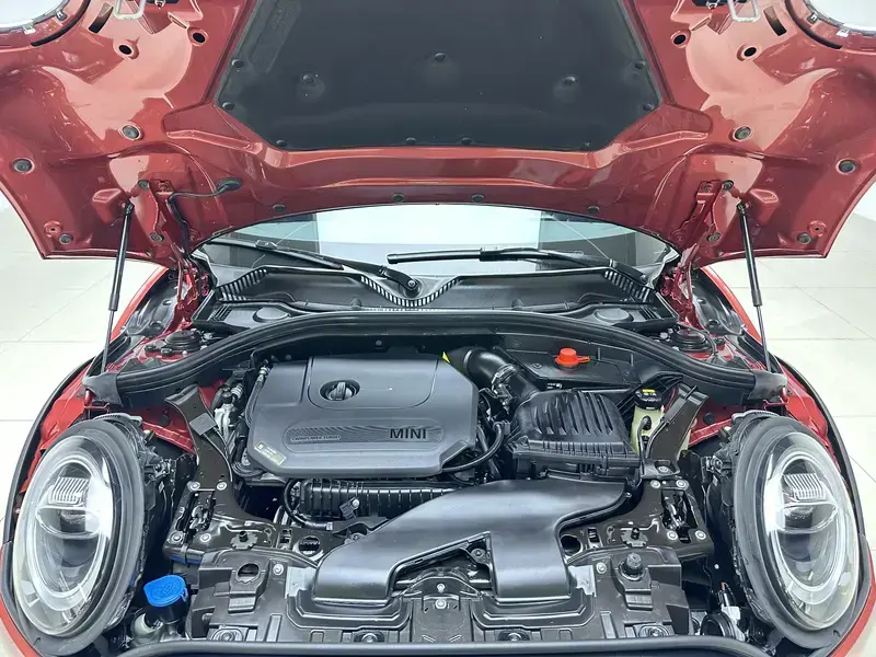 2021 Mini Clubman с пробегом 59 600 км