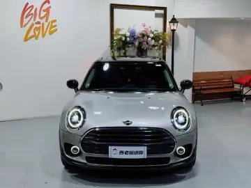 2023 Mini Clubman с пробегом 23 500 км