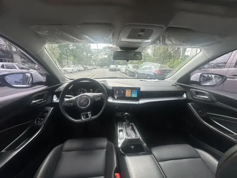 2023 MG 5 Scorpio с пробегом 22 000 км