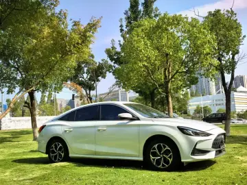 2022 MG 5 Scorpio с пробегом 20 000 км