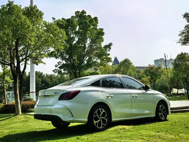 2022 MG 5 Scorpio с пробегом 20 000 км