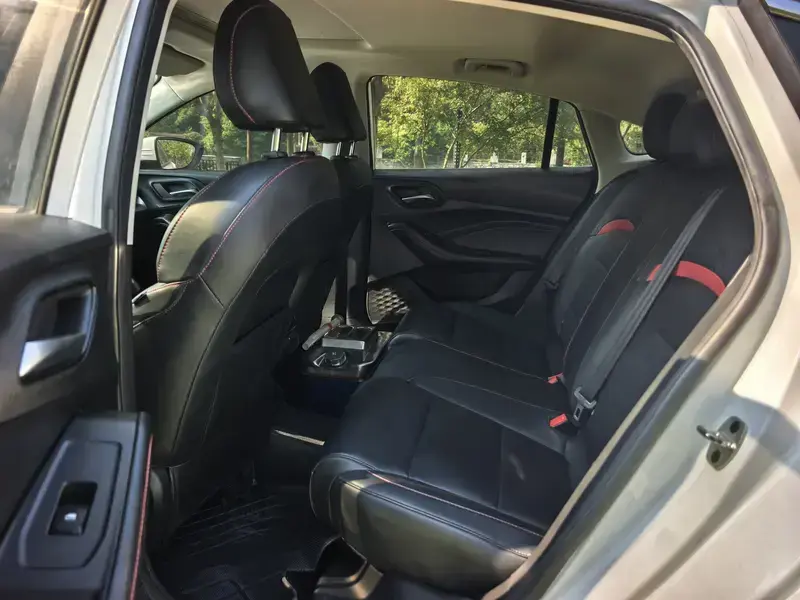 2022 MG 5 Scorpio с пробегом 20 000 км
