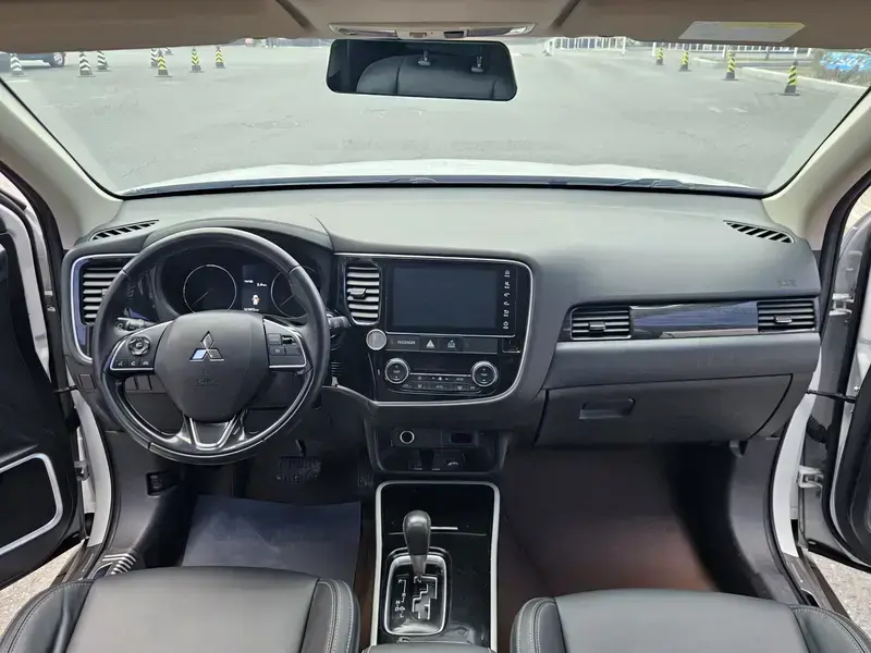 2019 Mitsubishi Outlander с пробегом 120 000 км
