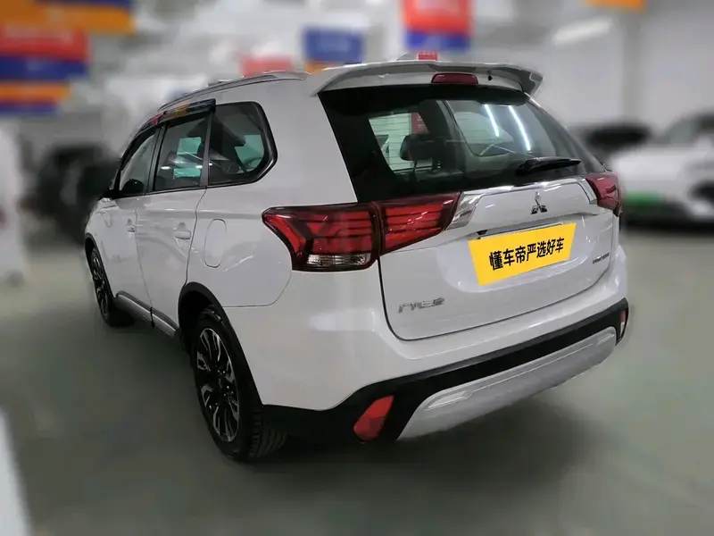 2019 Mitsubishi Outlander с пробегом 139 700 км