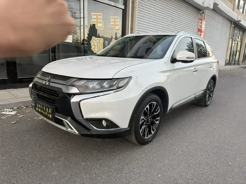 2019 Mitsubishi Outlander с пробегом 120 000 км