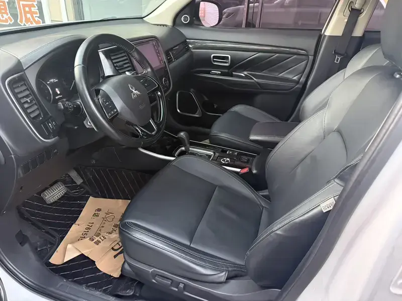 2019 Mitsubishi Outlander с пробегом 120 000 км