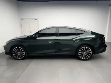 2023 MG 7 с пробегом 31 800 км