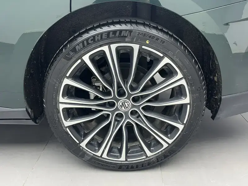 2023 MG 7 с пробегом 31 800 км