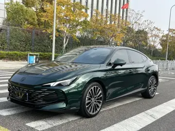 2023 MG 7 с пробегом 17 600 км
