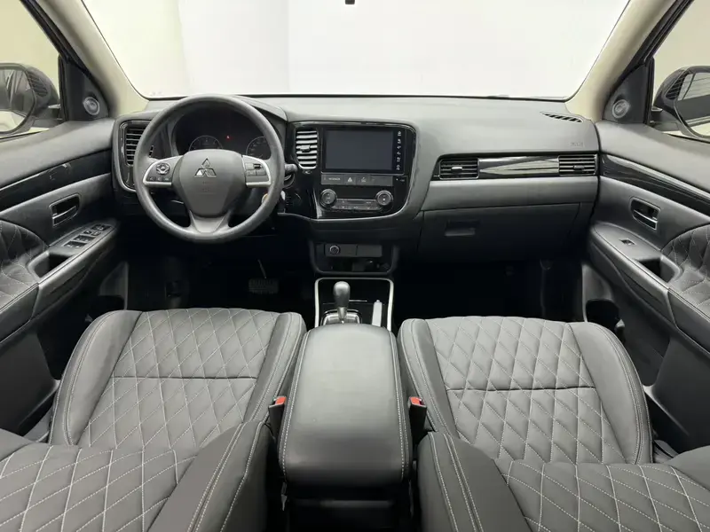 2021 Mitsubishi Outlander с пробегом 27 000 км
