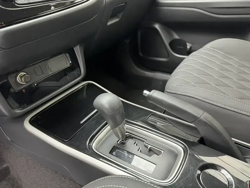 2021 Mitsubishi Outlander с пробегом 27 000 км