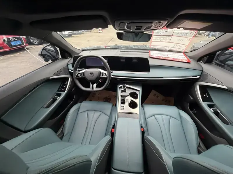 2025 MG 7 с пробегом 12 000 км