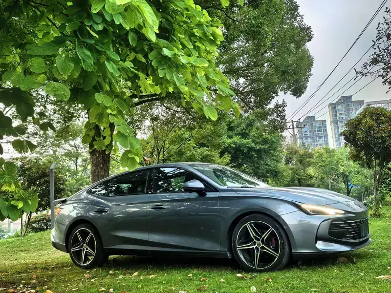2023 MG 7 с пробегом 10 000 км