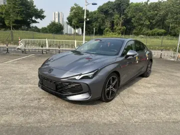 2023 MG 7 с пробегом 5 000 км