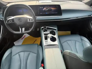 2023 MG 7 с пробегом 5 000 км