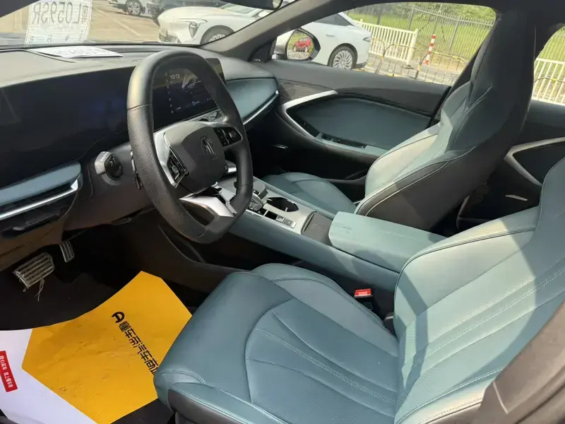 2023 MG 7 с пробегом 5 000 км