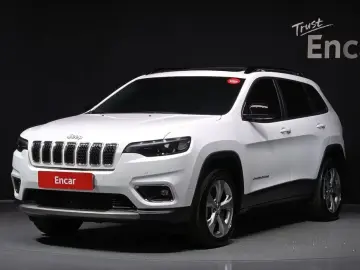 2022 Jeep Cherokee с пробегом 102 399 км