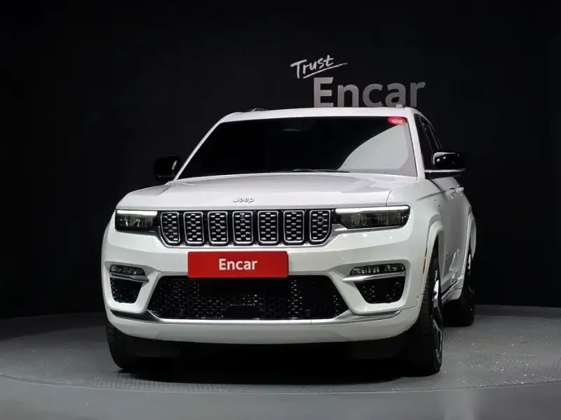 2023 Jeep Cherokee с пробегом 73 450 км