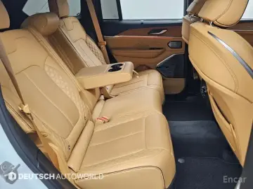 2023 Jeep Cherokee с пробегом 73 429 км