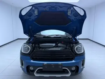 2023 Mini Countryman с пробегом 9 000 км
