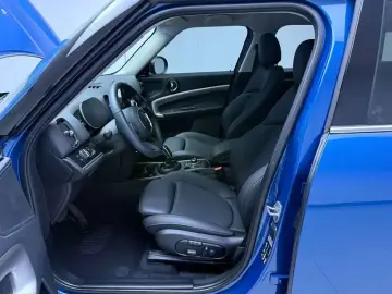 2023 Mini Countryman с пробегом 9 000 км