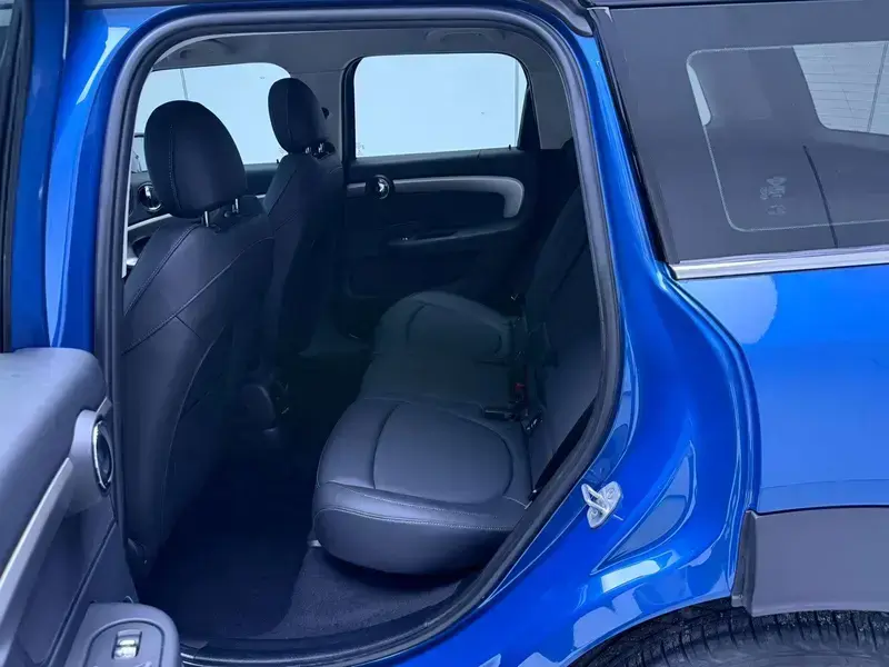 2023 Mini Countryman с пробегом 9 000 км